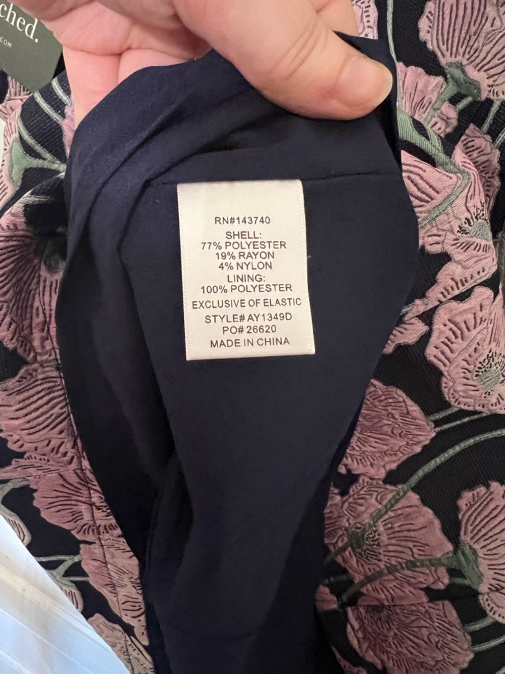 Tuckernuck HYACINTH HOUSE
Pink & Navy Floral Jacquard Minetta Mini Dress - Picture 7 of 16